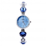  时尚闪钻手链女士手表防水石英表W50187L